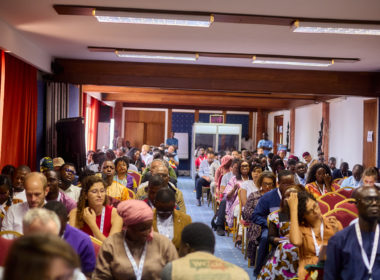 Plusieurs acteurs de l’information en Afrique réunis à Dakar, au Sénégal, lors de la quatrième édition de l’Africa Facts Summit, la rencontre continentale des fact-checkers, en octobre 2025.